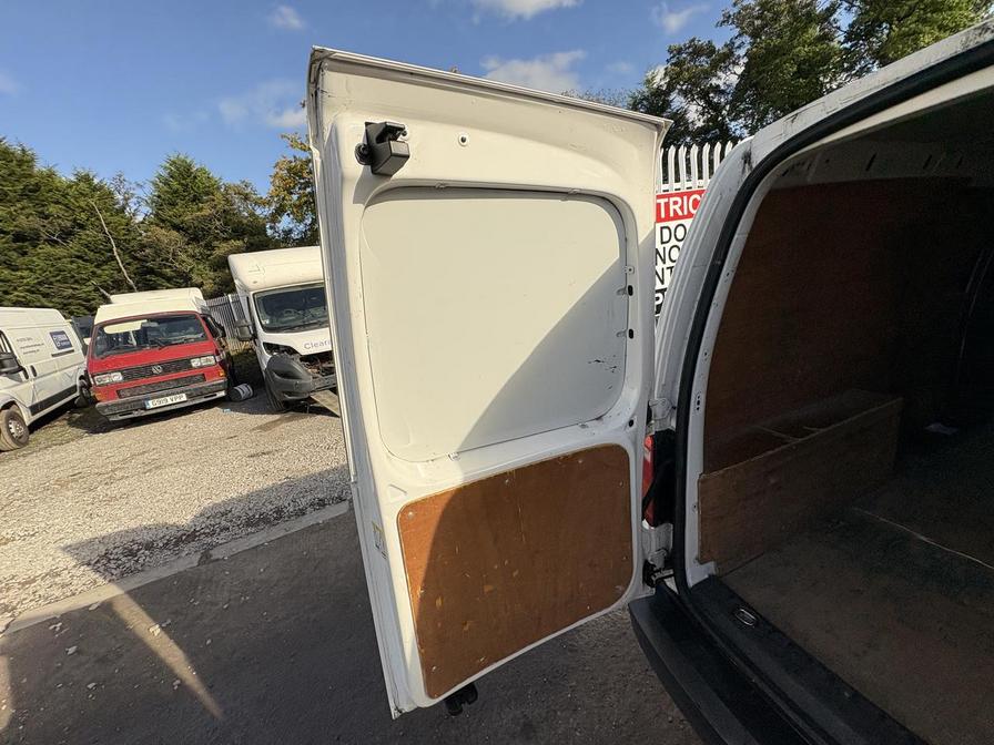 2017 Volkswagen Caddy MaxI – Model: Caddy Maxi C20 Startline TDI – GJ17OAX