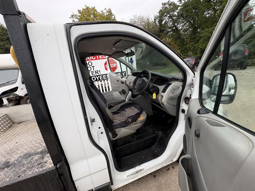 2006 Vauxhall Vivaro – Model: Vivaro Lowfloor CDTi 100 – DA06OBC