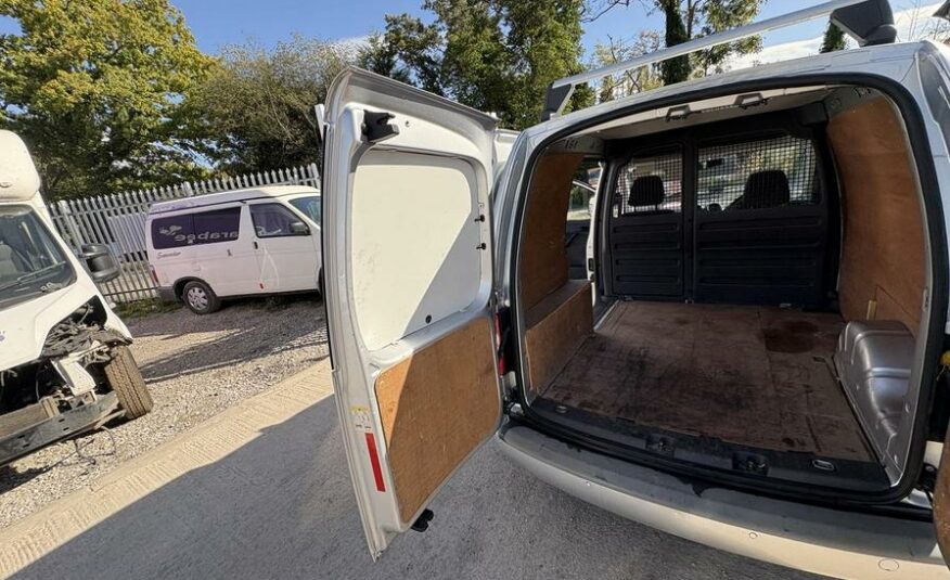 2015 Volkswagen Caddy Caddy C20 Trendline TDI – CU15XBE
