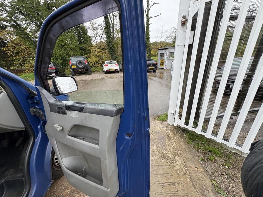 2007 Volkswagen Transporter – Model: Transporter T32 102 TDI LWB – WD07JVO