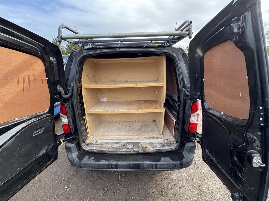 2019 Citroen Berlingo – Model: Berlingo 950 Enterprise Blue HDi S/S – FG69UAD