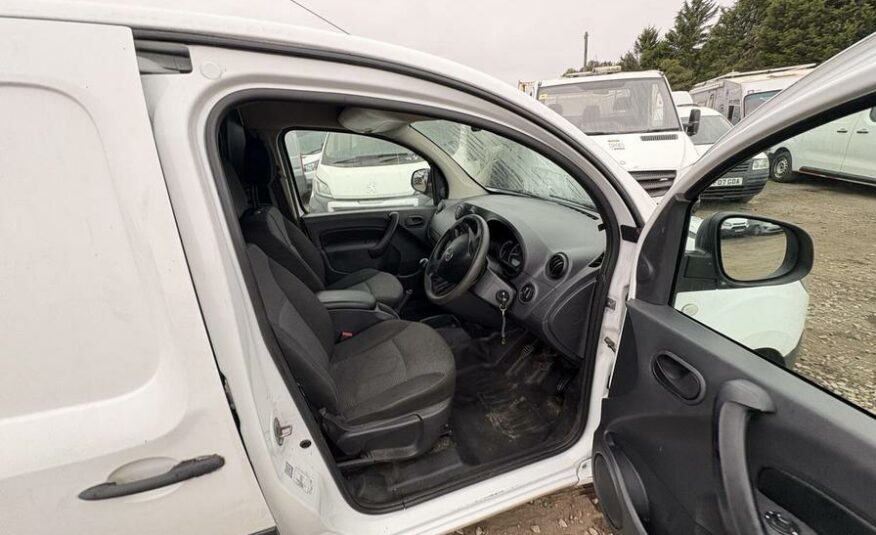 2017 Mercedes-Benz Citan – Model: Citan 109 CDi BlueEfficiency – YF17OBZ