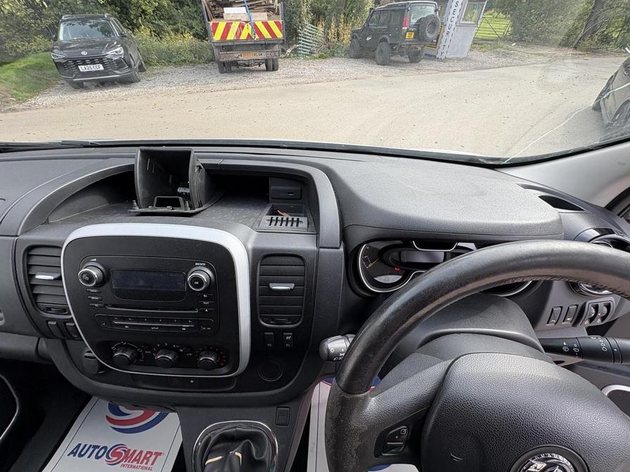 2015 Vauxhall Vivaro Vivaro 2700 Sportive CDTI – MV65WLB