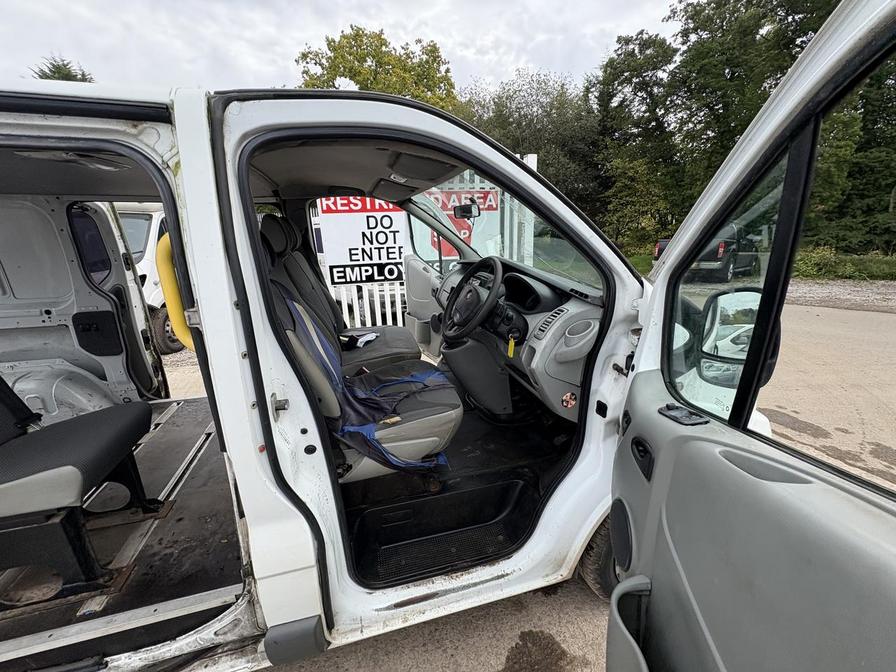 2011 Vauxhall Vivaro Vivaro 2900 CDTI SWB – YJ11FZT