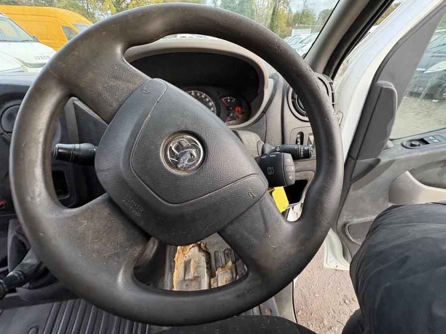 2015 Vauxhall Movano – Model: Movano F3500 L3H2 CDTI – DY65CFM