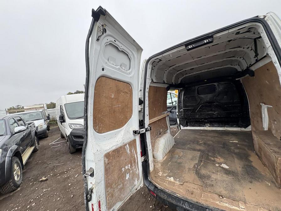 2015 Ford Transit Custom – Model: Transit Custom 290 E-Tech – BX65ZNA