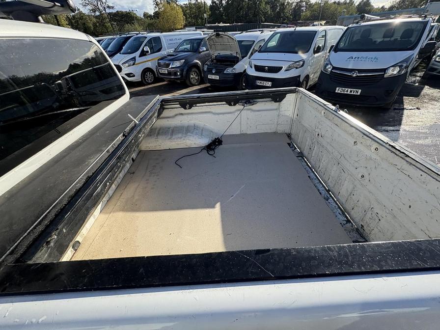 2013 Nissan Navara – Model: Navara Tekna dCi – FE63YSY