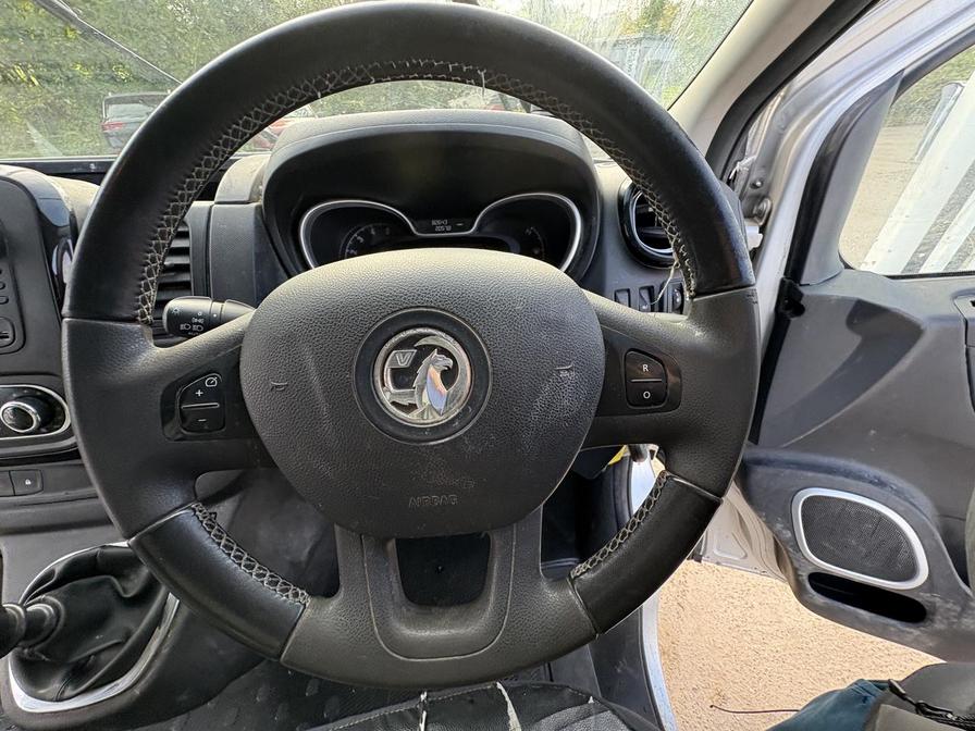 2016 Vauxhall Vivaro Vivaro 2900 Sportive Bi-T CDTi ecoFLEX S/S – NX66VFC
