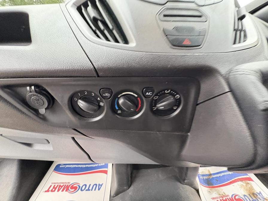 2015 Ford Transit Custom – Model: Transit Custom 310 E-Tech – LG65AOR