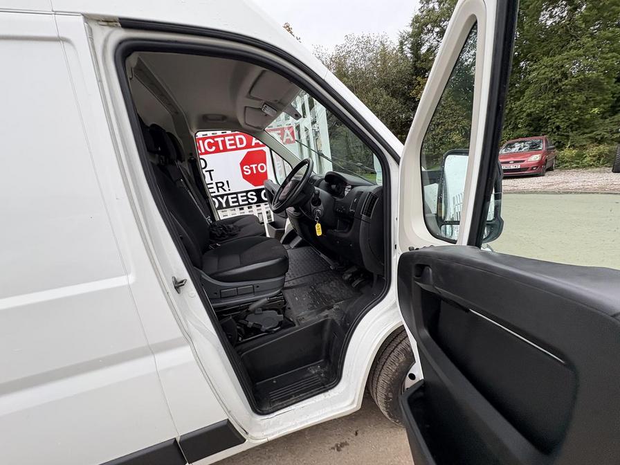 2019 Citroen Relay – Model: Relay 35 L2H2 Enterprise Blue HDi S/S – FV69XSL