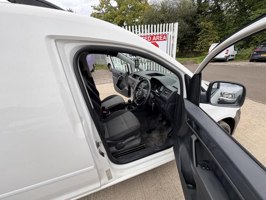 2017 Volkswagen Caddy Caddy C20 Startline TDI – GD67DJO/Y26DLP