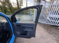 2011 Volkswagen Caddy MaxI Caddy Maxi C20 TDI – FG61DDZ