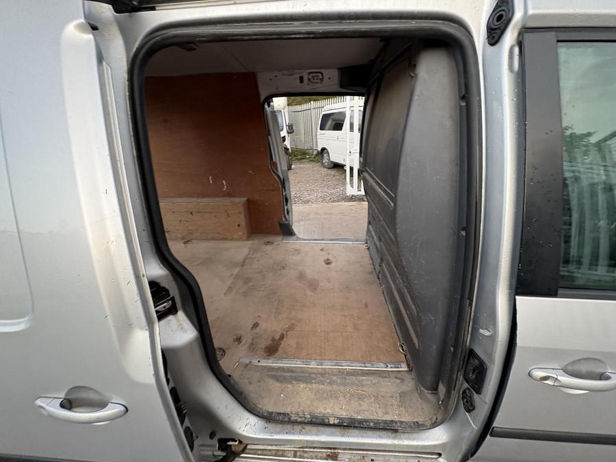 2013 Volkswagen Caddy MaxI – Model: Caddy Maxi C20 Trendline TDI BlueMotion Technology – AY63EHX