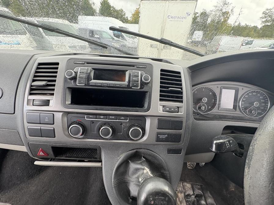 2014 Volkswagen Transporter – Model: Transporter T30 SE 140 TDI LWB – AF64LNV