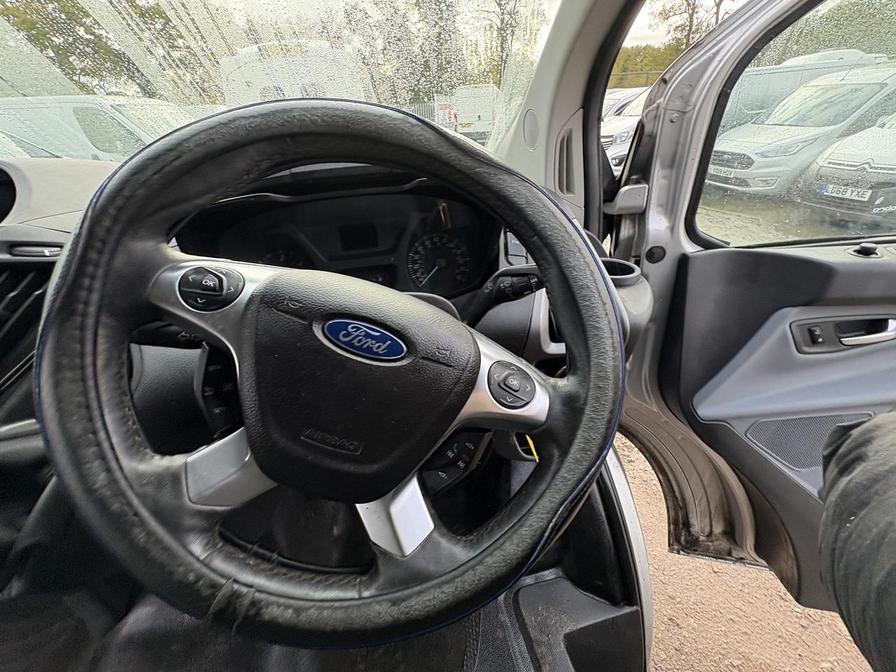 2015 Ford Transit Custom – Model: Transit Custom 290 Trend E-Tech – RK15YWJ