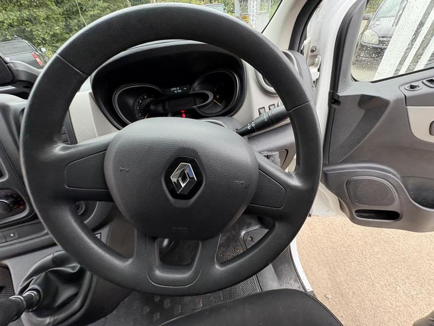 2017 Renault Trafic – Model: Trafic SL27 Business+ Energy dCi – YE17ZKX