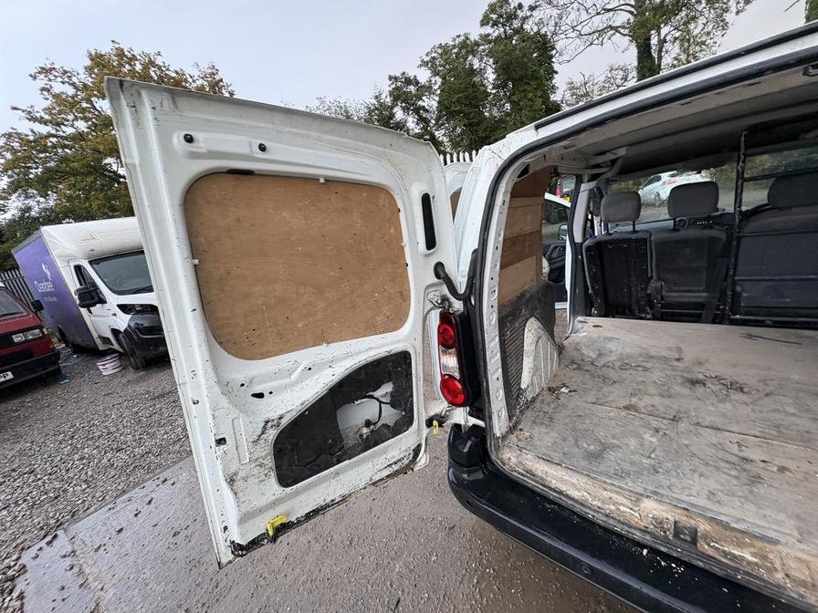 2013 Citroen Berlingo – Model: Berlingo 625 Enterprise HDI – YS13EHO