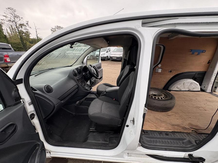 2017 Mercedes-Benz Citan – Model: Citan 109 CDi BlueEfficiency – YF17OBZ
