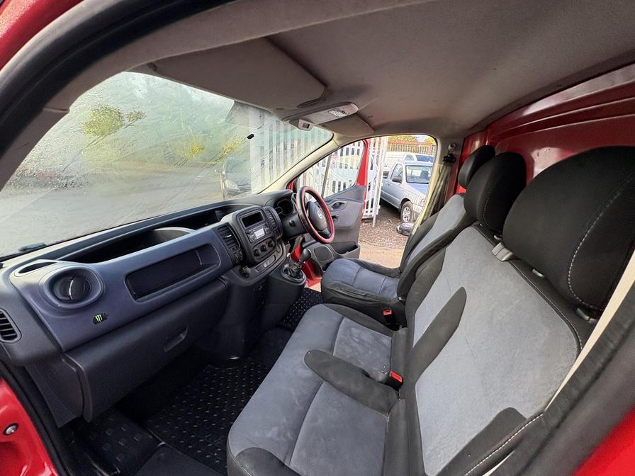 2016 Vauxhall Vivaro – Model: Vivaro  2700 CDTI – HG16HCJ