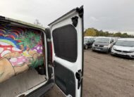 2006 Vauxhall Vivaro – Model: Vivaro  2900 CDTI SWB – FN56UTJ