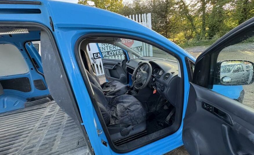 2011 Volkswagen Caddy MaxI Caddy Maxi C20 TDI – FG61DDZ