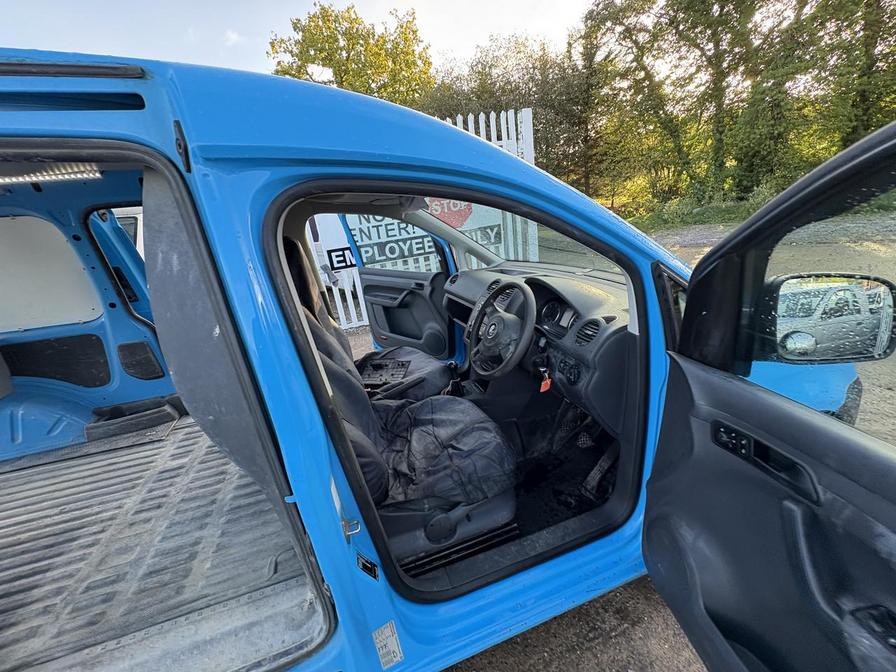 2011 Volkswagen Caddy MaxI Caddy Maxi C20 TDI – FG61DDZ