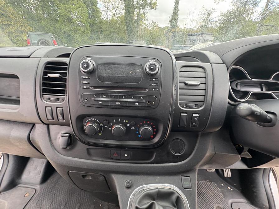 2017 Vauxhall Vivaro – Model: Vivaro  2900 Sportive CDTi – DN67APF