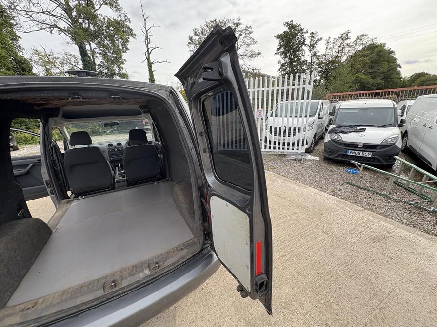 2014 Volkswagen Caddy Caddy C20 Highline TDI BlueMotion Technology Semi-Auto – LR14XKH