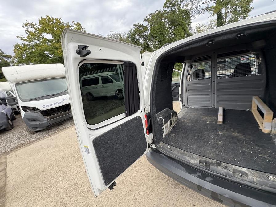 2017 Volkswagen Caddy Caddy C20 Startline TDI – GD67DJO/Y26DLP