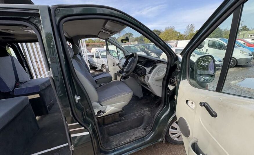 2002 Renault Trafic Trafic SL27 dCi 100 SWB – BG02EXO