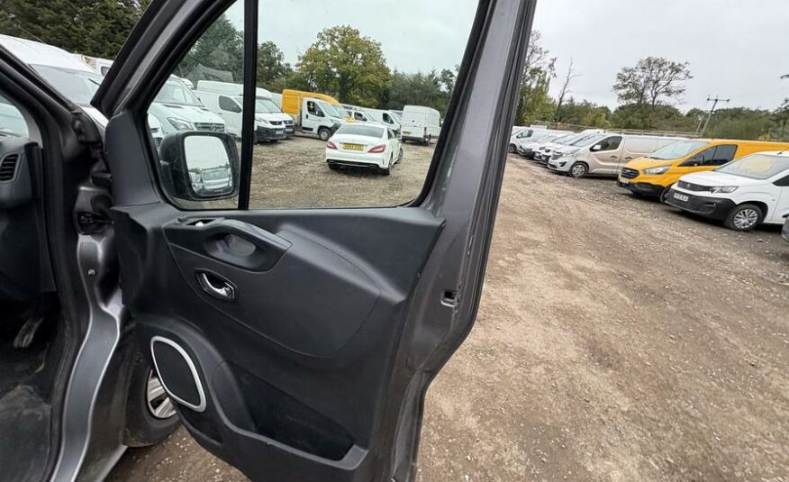 2017 Vauxhall Vivaro – Model: Vivaro 2900 Sportive CDTi Bi-T S/S – DU67WKS