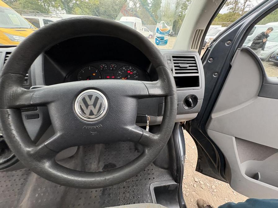 2007 Volkswagen Transporter – Model: Transporter T32 130 TDI SWB – GY07OZN