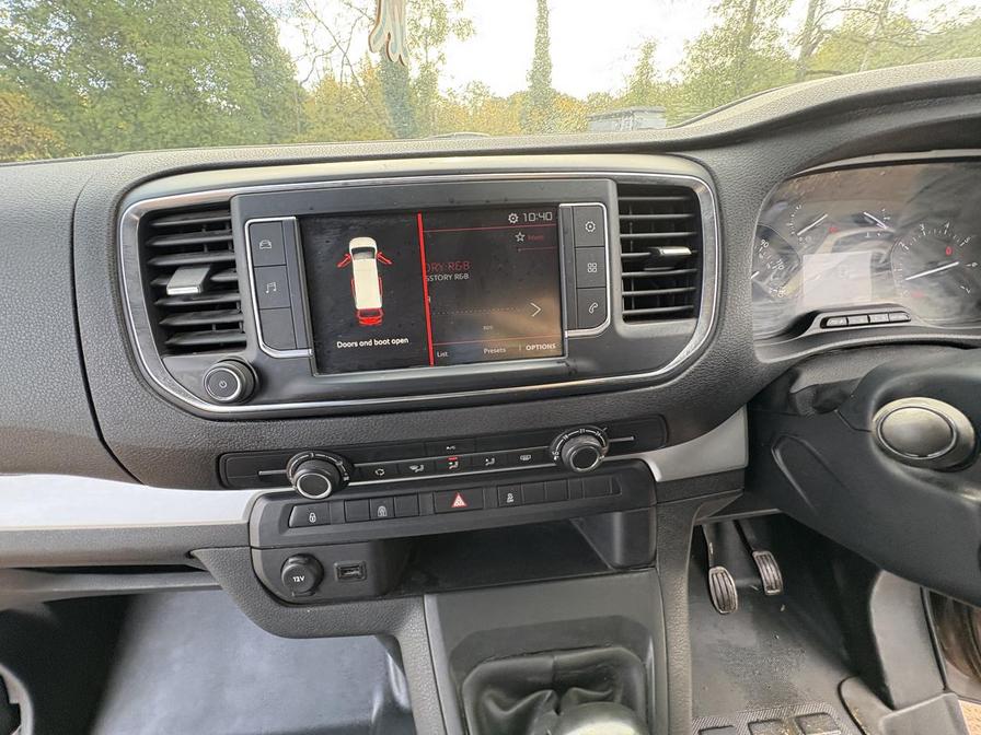 2017 Citroen SpaceTourer – Model: Spacetourer Business Blue HDi S/S – LR17BVV