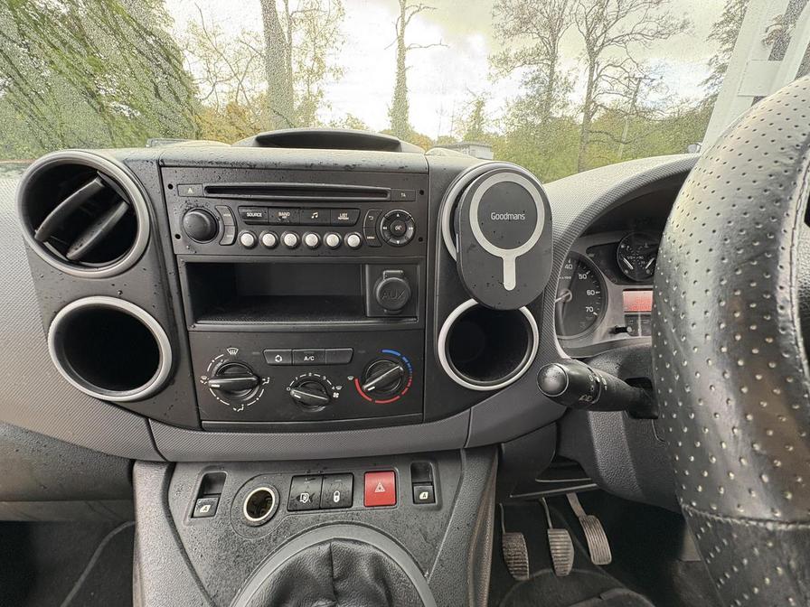 2014 Citroen Berlingo – Model: Berlingo 625 Enterprise HDI – V555RAT/DA64OLC