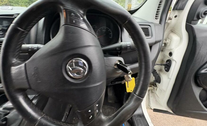 2016 Vauxhall Combo – Model: Combo 2000 L1H1 CDTi S/S ecoFLEX – EN16VSD