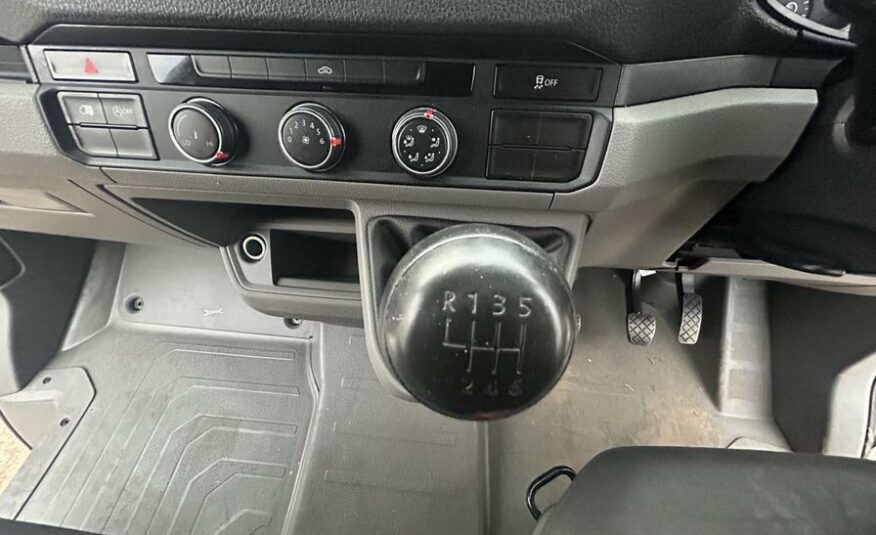 2022 Volkswagen Crafter – Model: Crafter CR35 Startline TDI – EK22ZDS