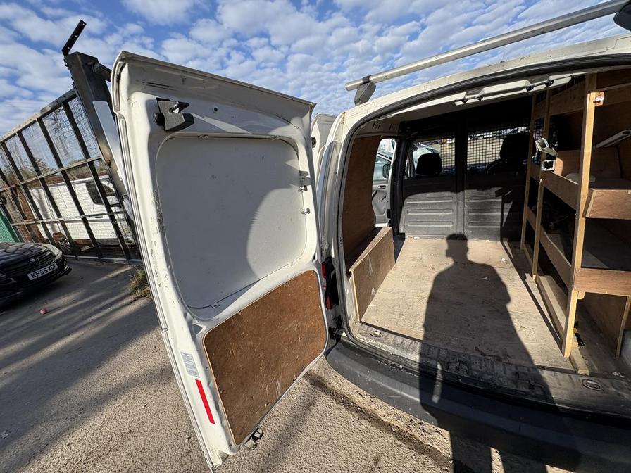 2011 Volkswagen Caddy Caddy C20 TDI 102 – DS61GEY/T27DKE