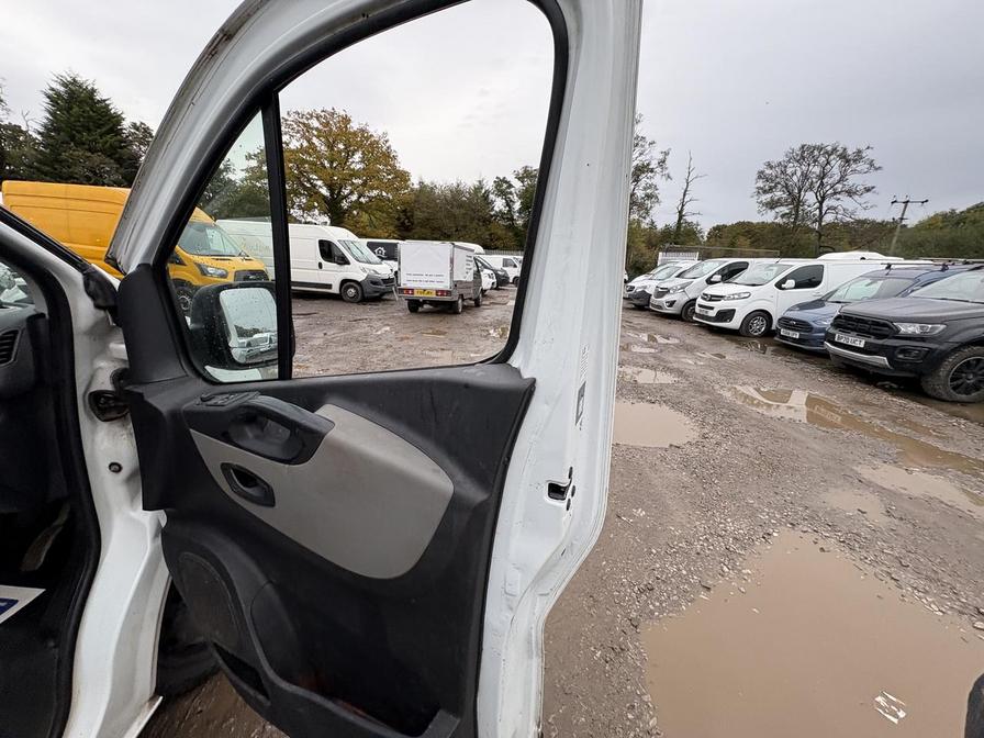 2015 Renault Trafic – Model: Trafic SL27 Business+ dCi – DS15WYP