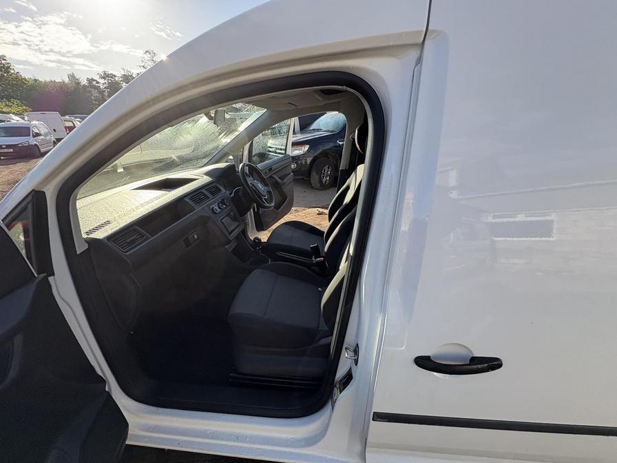 2020 Volkswagen Caddy Caddy C20 Startline TSi BlueMotion Technology – LR70FDV