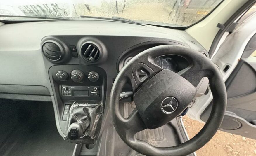 2017 Mercedes-Benz Citan – Model: Citan 109 CDi BlueEfficiency – YF17OBZ