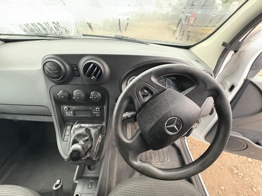 2017 Mercedes-Benz Citan – Model: Citan 109 CDi BlueEfficiency – YF17OBZ