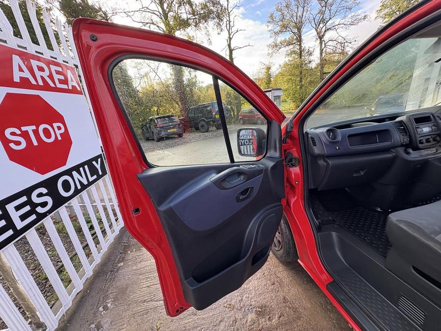 2016 Vauxhall Vivaro – Model: Vivaro  2700 CDTI – HG16HCJ