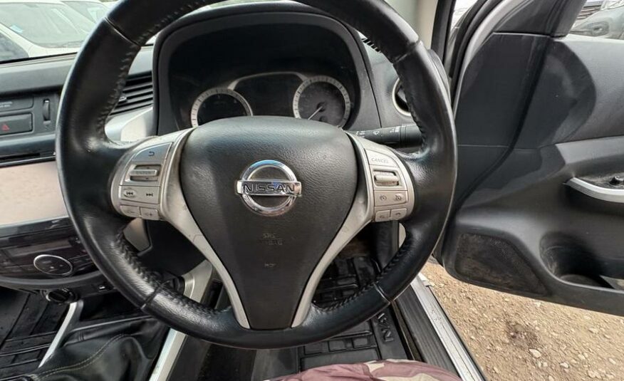 2017 Nissan Navara Navara Tekna dCi – VN17VVF
