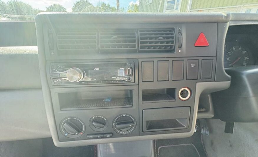 1999 Volkswagen Transporter  – T534CFC