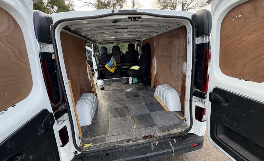 2018 Vauxhall Vivaro Vivaro  2900 Sportive CDTi – DN68YTX