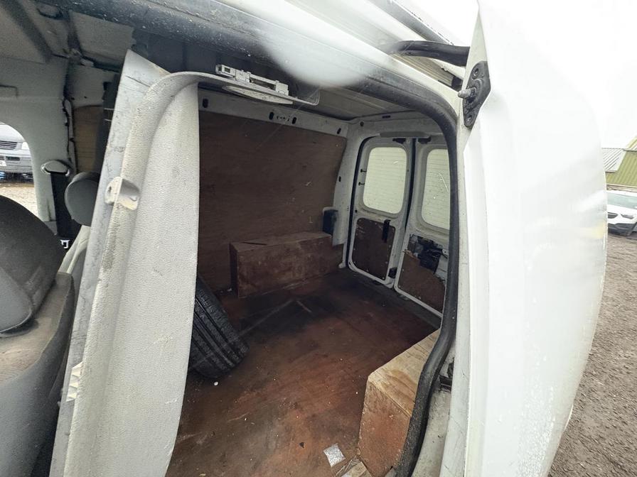 2005 Volkswagen Caddy – Model: Caddy C20 TDI 104 – CK05UET