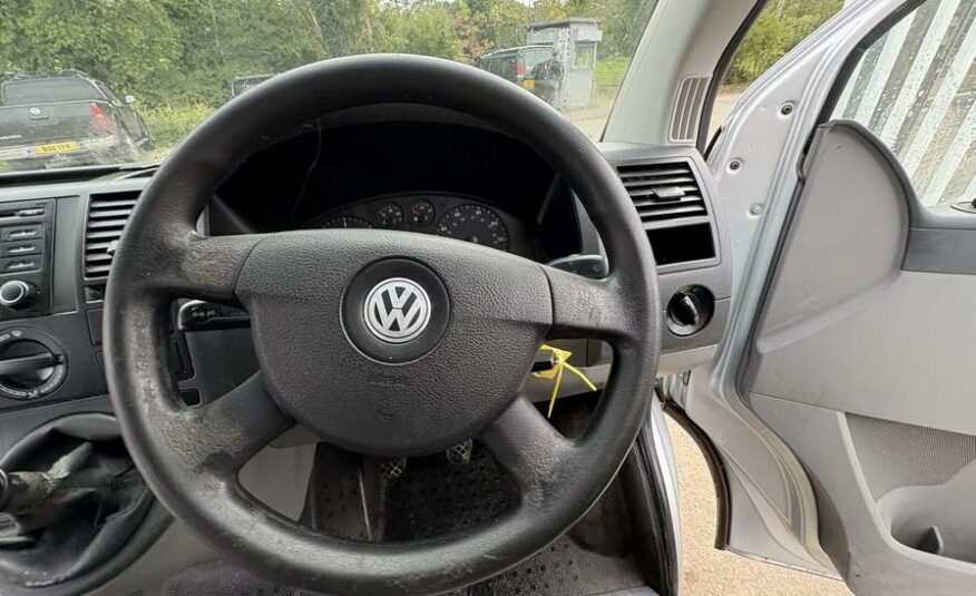 2007 Volkswagen Transporter Transporter T30 130 TDI LWB – CX57VXB