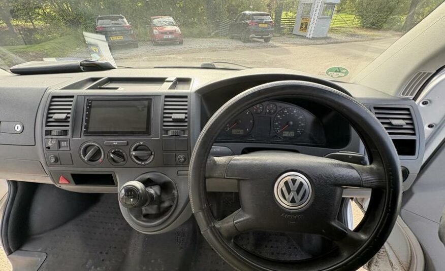 2007 Volkswagen Transporter Transporter T30 102 TDI LWB – GR56JKV