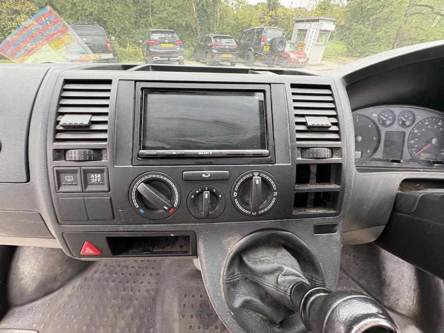 2007 Volkswagen Transporter – Model: Transporter T28 102 TDI SWB – BK07KFT