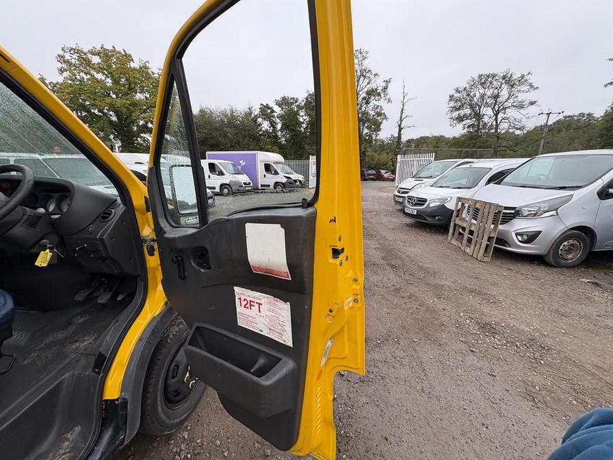 2001 Iveco Daily – Model: Daily 2000 40C11 – Y572BSG